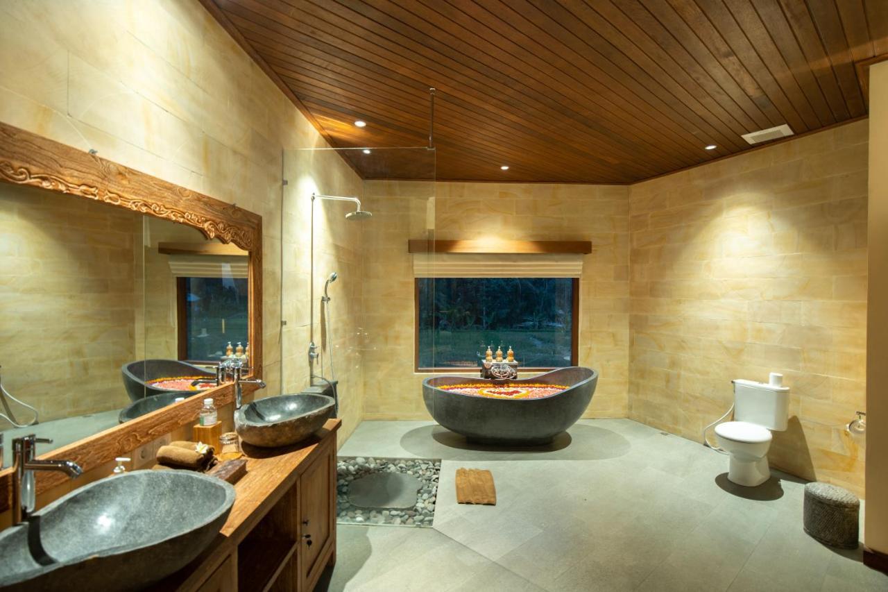 D'Bale Ananda Ubud Villa Exterior photo
